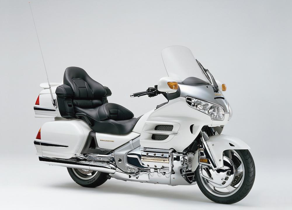 ホンダGold Wing（ゴールドウイング）新型発表！水平対向6気筒