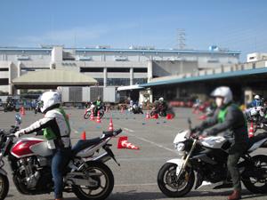 板橋区三署合同二輪車実技教室